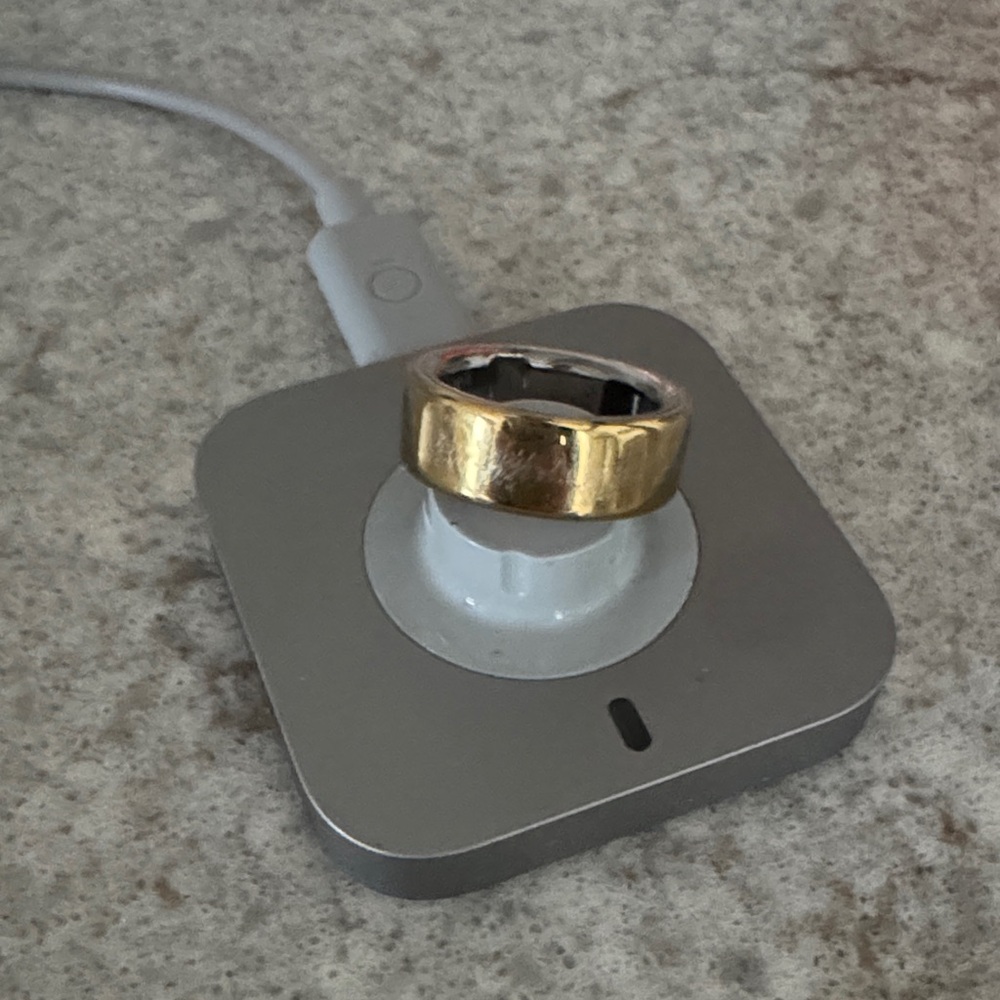 Oura Ring Gen 4 - GOLD - Size 7